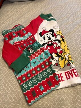 Disney Mickey & Pluto Holiday Pajama Set - Red, Green, White